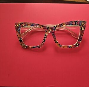 Colorful Tortoiseshell Cat-Eye Prescription Glasses